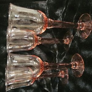 Vintage 4 Blush Pink Wine Glasses Water Goblets Tall Handblown Glass